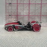 Silver Sky Dome DTX07 ©2016 Hot Wheels Diecast Car