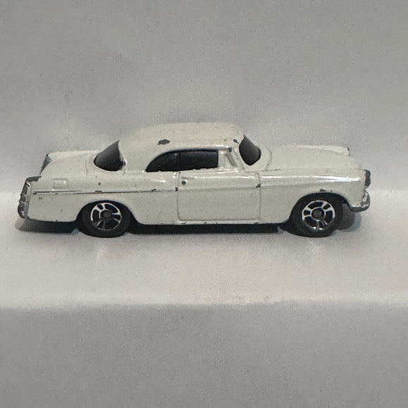White Chrysler 1956 300B ©2009 Maisto Diecast Car