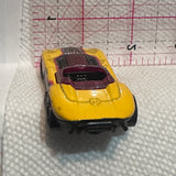 Yellow Rrroadster BDD04 ©2013 Hot Wheels Diecast Car