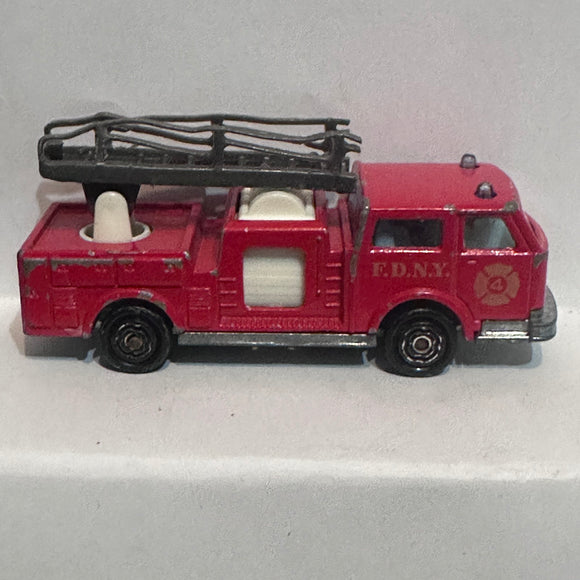 Red FDNY Fire Engine Pomier 1/100 #207 Majorette Diecast Car