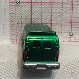 Green Vantasy Van  Maisto Diecast Car