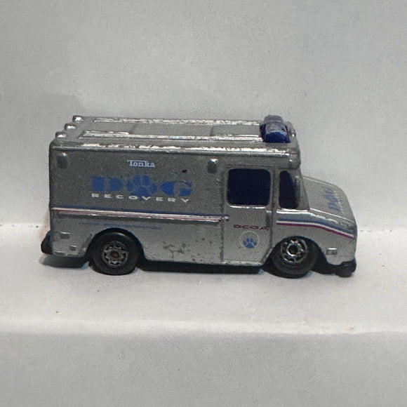 Silver Tonka Dog Recovery Search Truck ©1999 Maisto Diecast Car
