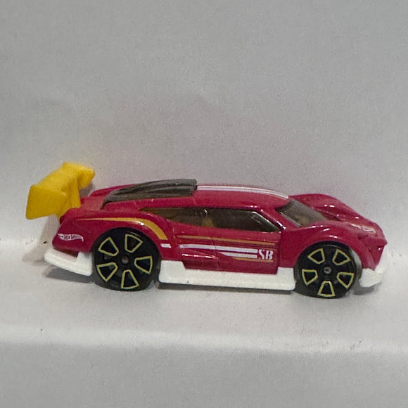 Red Super Blitzen Car ©2013 Hot Wheels Diecast Car