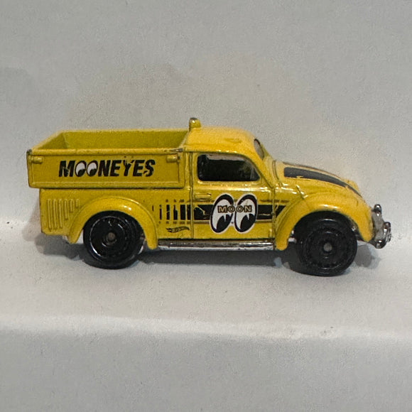 Yellow Mooneyes '49 Volkswagen Beetle Pickup FYB78 ©2018 Hot Wheels Diecast Car
