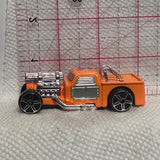 Orange Leadslinger Maisto Diecast Car
