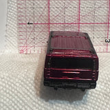 Red Hummer H2 Maisto Diecast Car