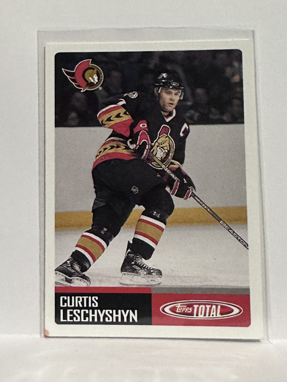 #30 Custis Leschyshyn Ottawa Senators 02-03 Topps Total Hockey Card