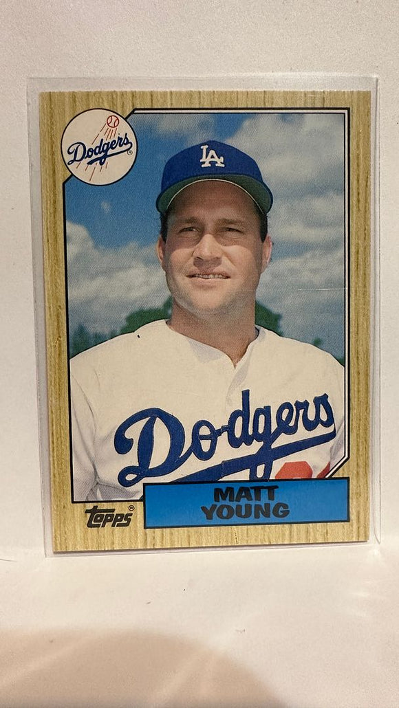 #131T Matt Young Los Angeles Dodgers 1987 Topps Baseball Card