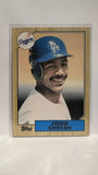 #112T John Shelby Los Angeles Dodgers 1987 Topps Baseball Card