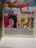 # 7 Archie Pals N Gals Double Digest  © 1994 Archie Digest Magazine Book Paperback