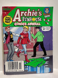 # 19 Archie's Funhouse Double Digest  © 2016 Archie Digest Magazine Book Paperback