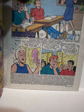 # 15 Archie's Pals N Gals Double Digest  © 1995 Archie Digest Magazine Book Paperback
