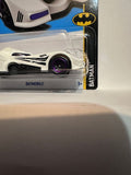 White The Flash Batmobile Batman 3/5 HKJ74 ©2021 103/250 Hot Wheels Diecast Car