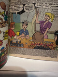 # 131 Laugh  © 1995 Archie Digest Magazine Book Paperback