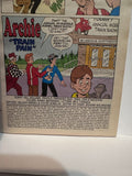 # 206 Archie  © 2004 Archie Digest Magazine Book Paperback