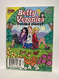 # 211 Betty and Veronica Double Digest  © 2013 Archie Digest Magazine Book Paperback