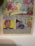 # 102 Archie Archie Andrews Where Are You  © 1995 Archie Digest Magazine Book Paperback