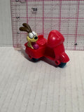 Odie Riding in Scooter Garfield Cat Cartoon Mcdonalds ©1988 TV Movie Toy