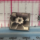 Daisy Flower Design  Lapel Pin