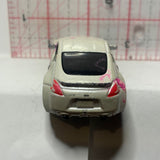 White   2009 Nissan 370Z Painted Maisto Car Diecast Car