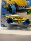 Yellow T-Rextroyer Dino Riders GRY60 M7C5 2020 Long Card Hot Wheels Diecast Car