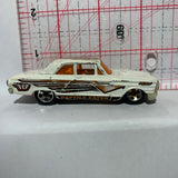 White Reptile Eater Ford Thunderbolt Serpent Cyclone 2001 Hot Wheels Diecast Car