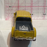 Yellow Ford Mighty F-350 Maisto Diecast Car