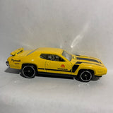 Yellow 71 Plymouth Road Runner V5294 2011 Hot Wheels Car Diecast Car
