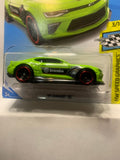 Green '18 Camaro SS HW Speed Graphics FYD98 D7C3 2017 Long Card Hot Wheels Diecast Car