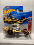 Gold Madfast Track Aces JBB01 N521 2024 Short Card Hot Wheels Diecast Car