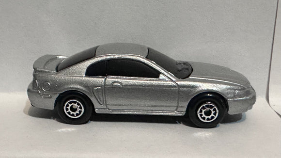 Silver '99 Mustang Maisto Diecast Car