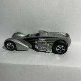 Silver Screamin Hauler Skull & Crossbones Series Hot Wheels Diecast Car