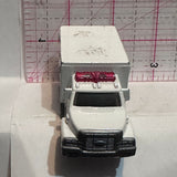 White Ambulance MB679 2005 Matchbox Diecast Car