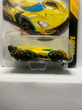 Yellow Escape 2020 Long Card Zuru Metal Machines Diecast Car