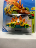 Yellow Motosaurus Dino Riders FYF46 D7C3 2017 Long Card Hot Wheels Diecast Car
