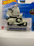 White Vespa 90 SS Super Sprint 1966 HW Metro JBB07 N522 2024 Short Card Hot Wheels Diecast Car