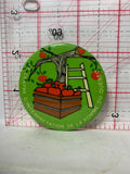 Le centre D'interpretation De La Pomme Du Quebec  Button Pinback