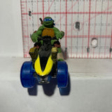 Gold Carrera GO TMNT Leonardo 97210 Viacom Diecast Car