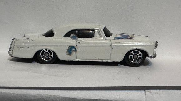 White Chrysler 1956 300B ©2009 Maisto Diecast Car