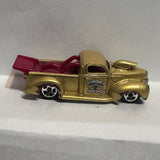 Golden Elwood's Rod Shop '40 Ford 1997 Hot Wheels Diecast Car