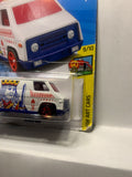 White King of Hearts Super Van HW Art Cars GHC21 D7C5 2018 Long Card Hot Wheels Diecast Car