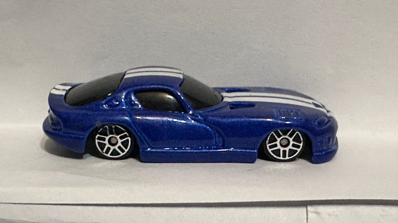 Blue 1996 Dodge Viper GTS ©2016 Maisto Diecast Car