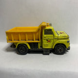 Yellow  6036 Maintenance Truck Motor Max Construction Diecast Car