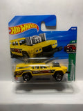 Yellow Cruise Bruiser HW Reverse Rake HYX77 N521 2024 Short Card Hot Wheels Diecast Car