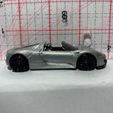 Silver Porsche 918 Spyder FPT66 Hot Wheels Diecast Car