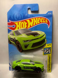 Green '18 Camaro SS HW Speed Graphics FYD98 D7C3 2017 Long Card Hot Wheels Diecast Car