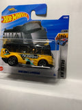 Yellow Pet Transport Kowloon'D Hypervan HW Metro HYX75 N521 2024 Short Card Hot Wheels Diecast Car