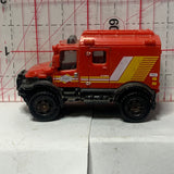 Red  4X4 Scrambulance MB845 2012 W4893 Matchbox Emergency Diecast Car