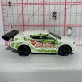 White Loop Coupe X1649 Hot Wheels Diecast Car