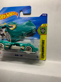 Green Slide Kick Experimotors HYY02 N521 G1 2025 Short Card Hot Wheels Diecast Car